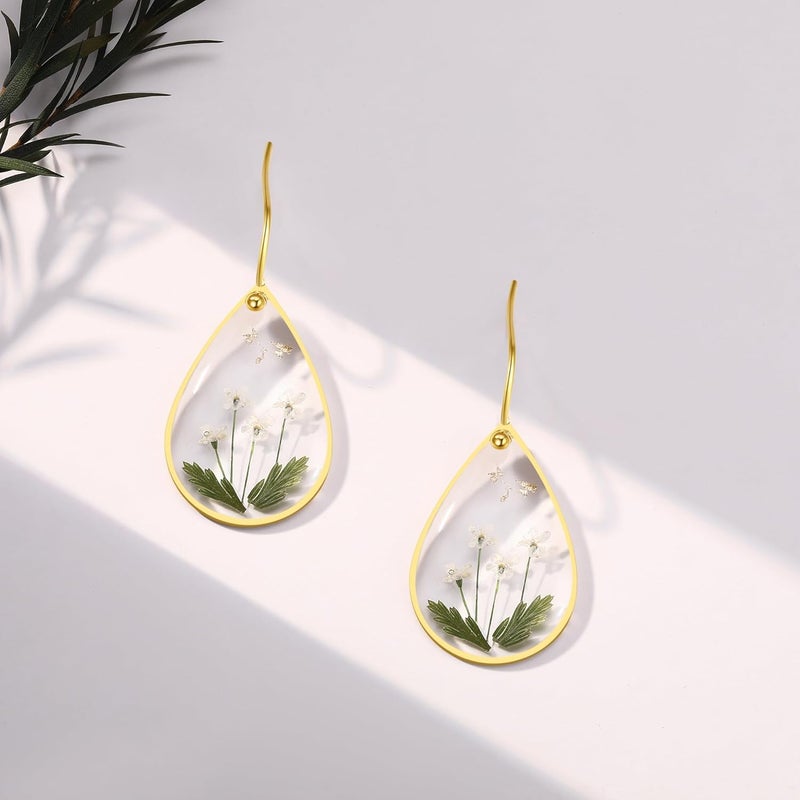 AUNTESIGN Store Forget-Me-Not and Queen Anne's Lace Pressed Wildflower Earrings | Pressed Flower Earrings | Handmade Drop and Dangle Earrings | Gift for Woman - Image 2